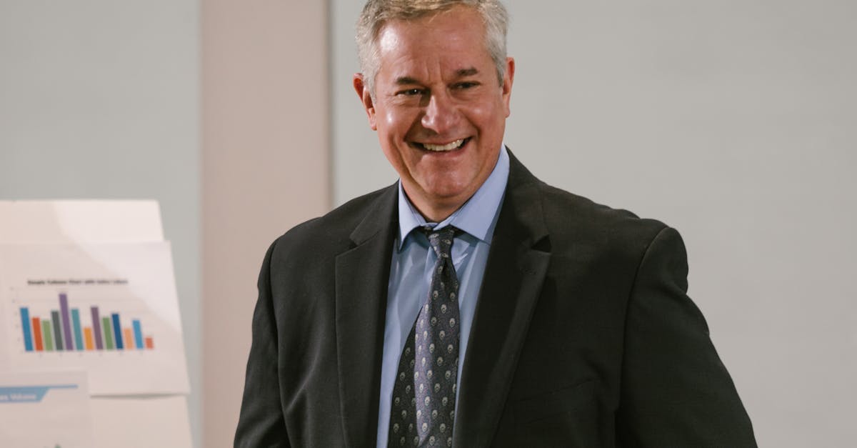 découvrez comment optimiser votre processus de vente grâce au sales funnel : définition, étapes clés et conseils pour convertir efficacement vos prospects en clients fidèles.