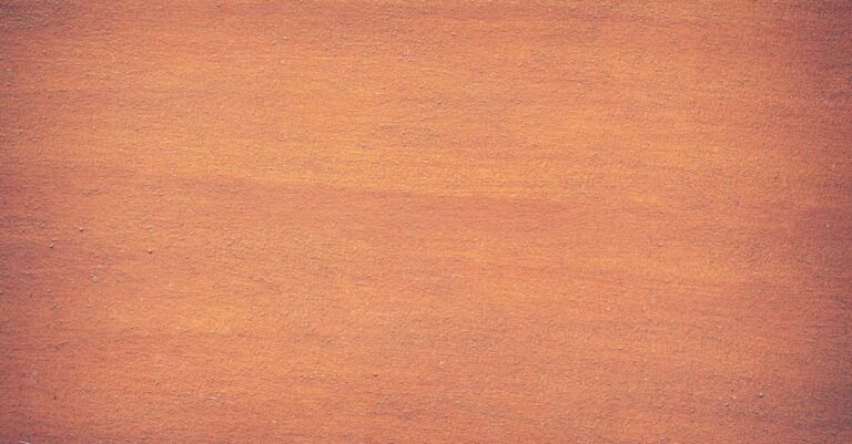 tiworker.exe est un processus système windows responsable de l'installation, de la modification et de la suppression des mises à jour ainsi que des composants système pour assurer le bon fonctionnement de votre ordinateur.