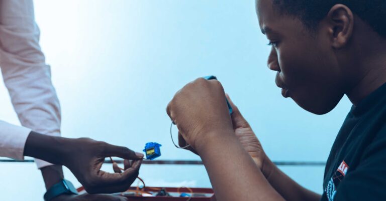 découvrez les compétences essentielles pour un développeur gl informix, incluant la maîtrise des bases de données, la programmation avancée et l'optimisation des performances.