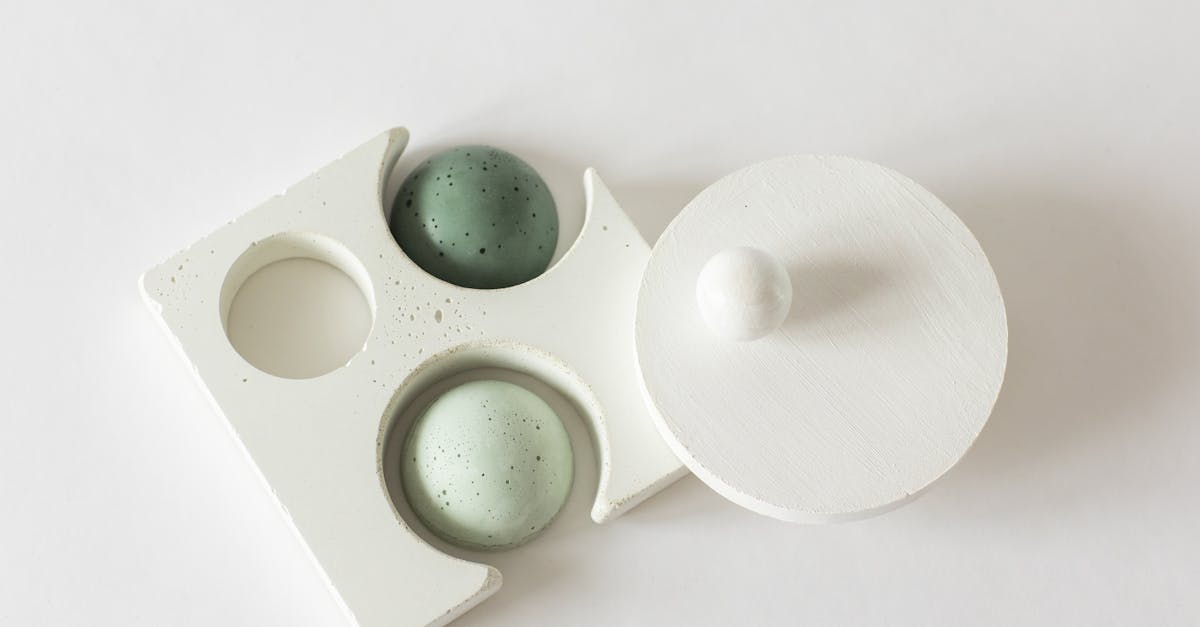 découvrez jesmonite, un matériau composite polyvalent utilisé en décoration, design et artisanat pour créer des objets durables et esthétiques.