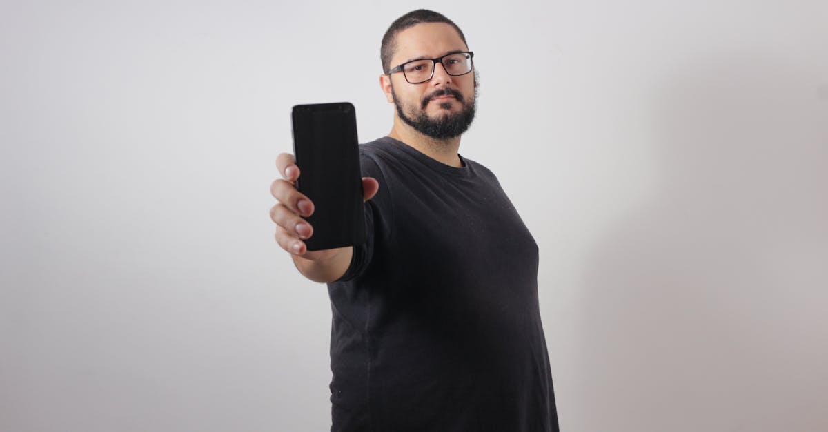 découvrez l'importance du user testing pour améliorer l'expérience utilisateur, optimiser vos produits et recueillir des retours précieux directement auprès de vos utilisateurs.