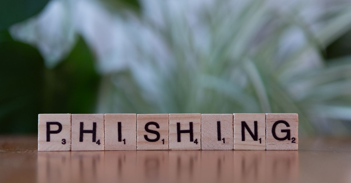 découvrez ce qu'est le phishing, ses méthodes courantes, et comment vous protéger efficacement contre cette cyberattaque.