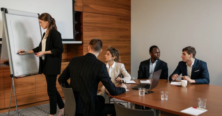 développez vos compétences professionnelles grâce à des formations ciblées et des ressources adaptées pour booster votre carrière.