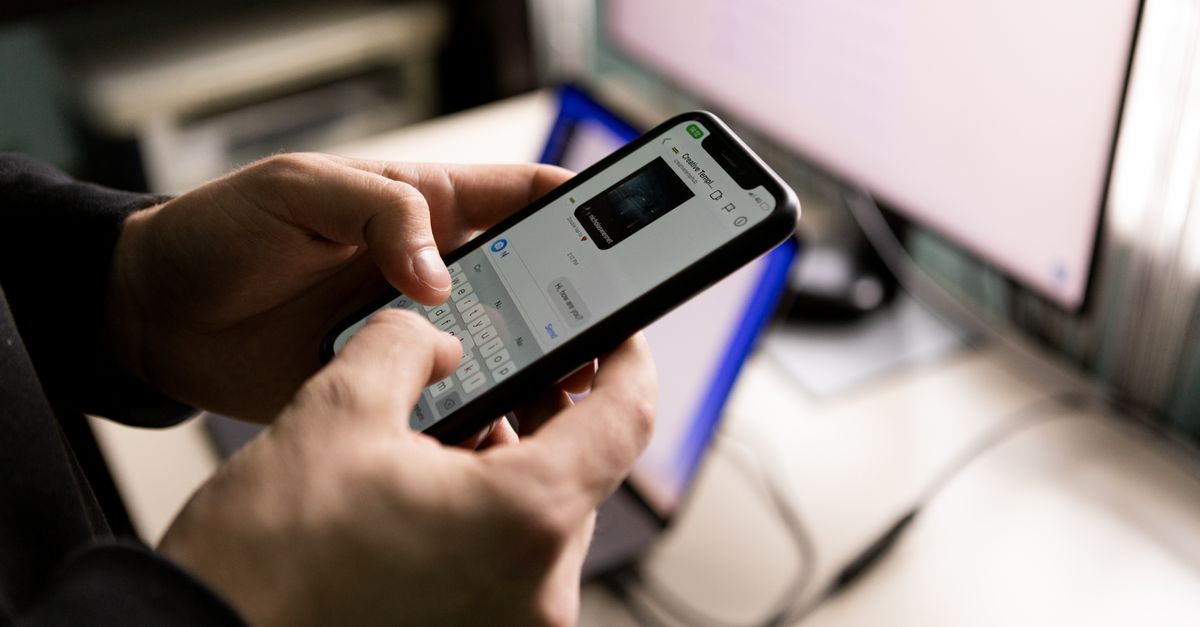 découvrez les implications et les conséquences de l'interdiction de l'automatisation sur whatsapp business, ainsi que les alternatives pour gérer efficacement votre communication professionnelle.