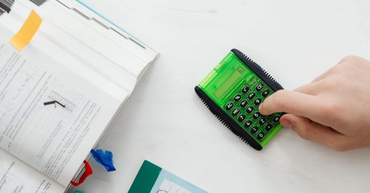 calculez facilement vos heures de sommeil idéales pour un repos optimal grâce à notre calculateur de sommeil précis et simple d'utilisation.