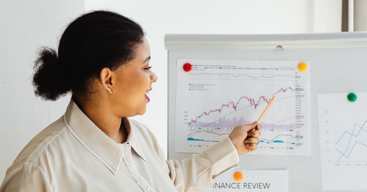 découvrez les compétences essentielles d’un data analyst : analyse de données, sql, statistiques, visualisation et maîtrise des outils incontournables.