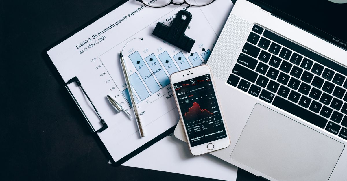 découvrez les outils essentiels des analystes soc pour détecter les menaces, enquêter sur les incidents et renforcer la cybersécurité de votre organisation.